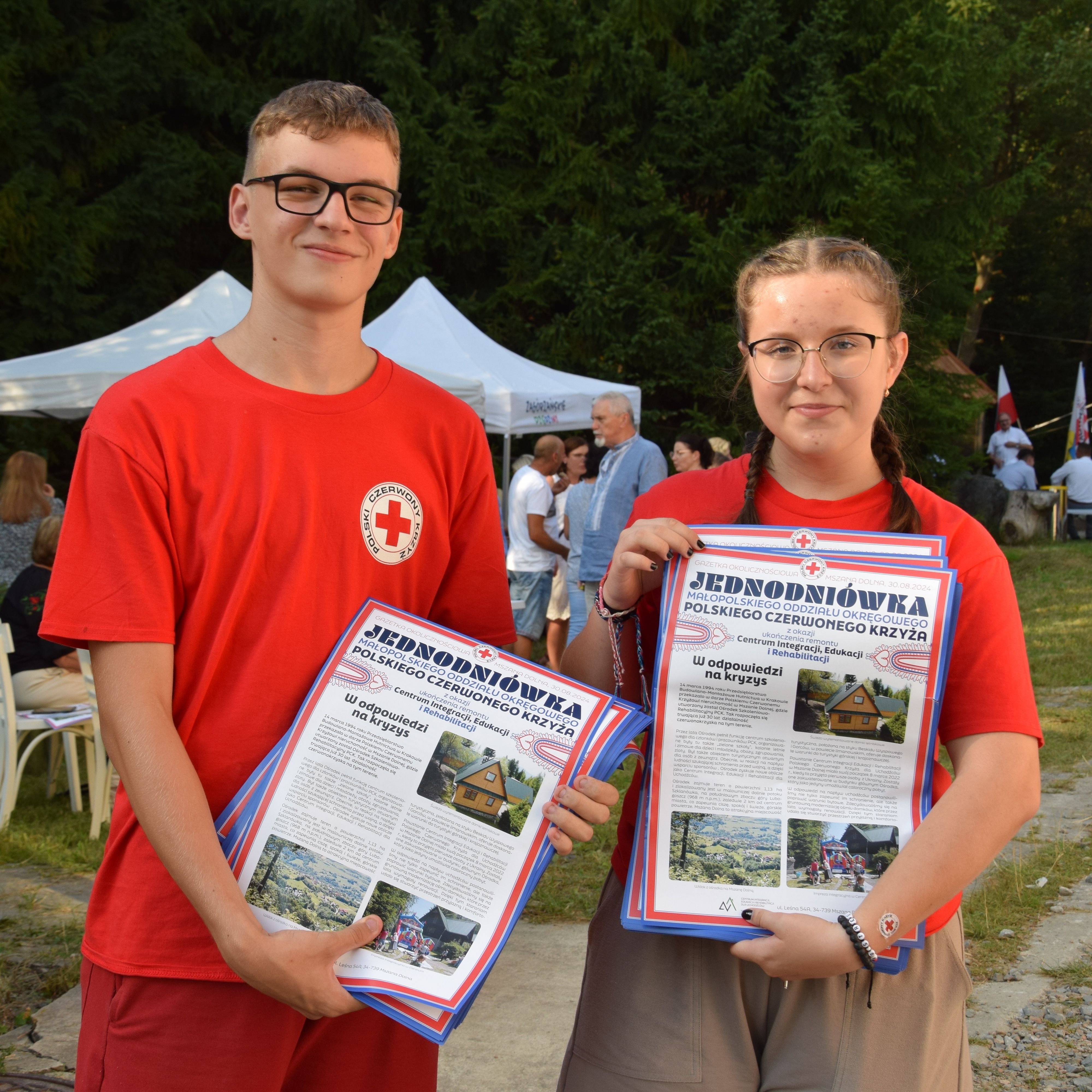 miniaturka dla wpisu o tytule: Międzykulturowe otwarcie Centrum Integracji Edukacji i Rehabilitacji PCK  dla Uchodźców w Mszanie Dolnej